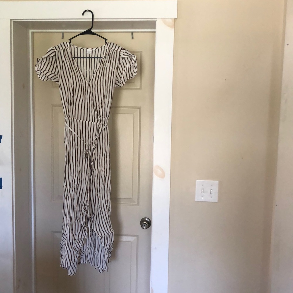 Lightweight wrap dress.